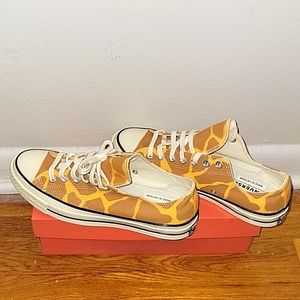 NEW. Converse Chuck 70 Low. GIRAFFE PRINT. US Men's 8.5